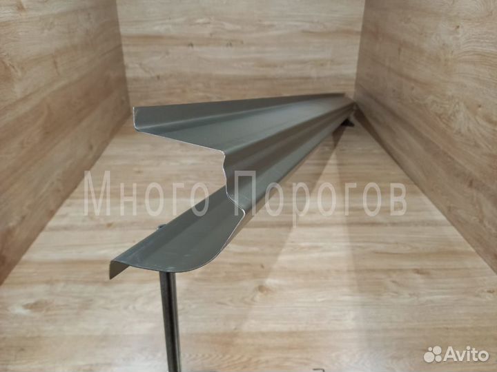 Кузовные пороги Toyota