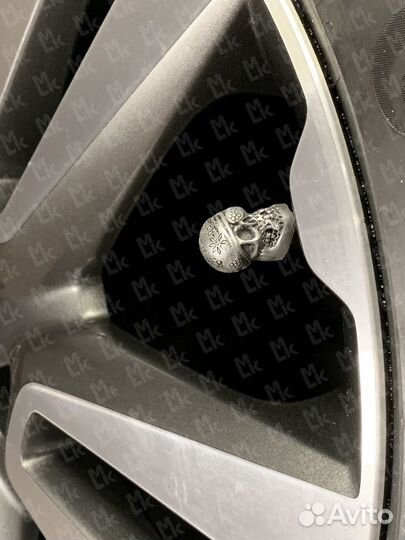 Колпачки на ниппель авто, мото и вело колес