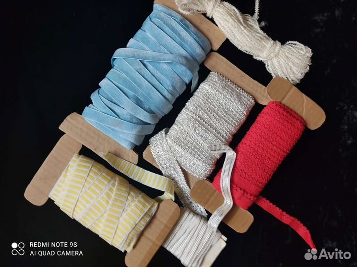 Тесьма, кружева, бахрома