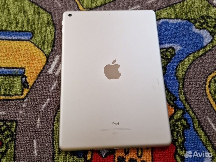 Планшет iPad 6-го поколения 32 гб
