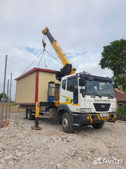 Грузовик с краном