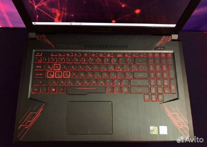 Игровой ноутбук Asus Intel Core i7 GTX