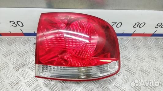 Фонарь задний правый volkswagen touareg 7L (SBE08M