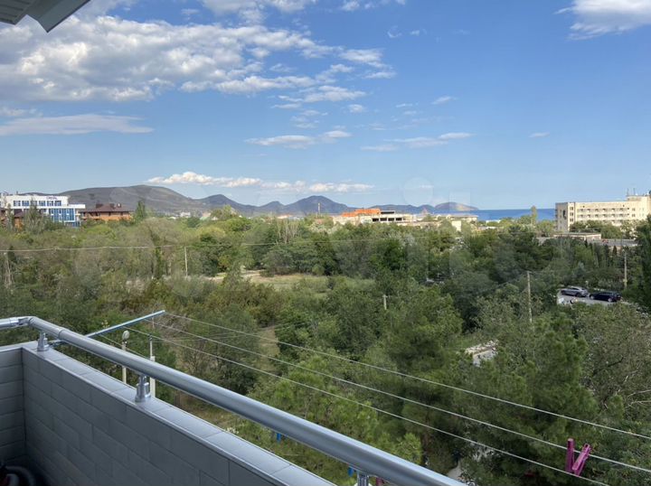 2-к. квартира, 52 м², 5/5 эт.