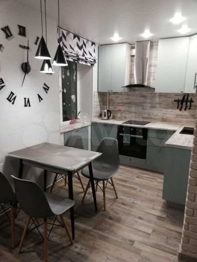 2-к. квартира, 43 м², 2/5 эт.