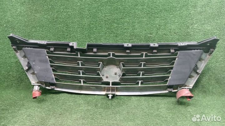 Решетка радиатора Ssangyong Rexton