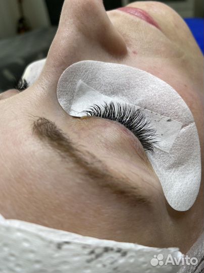 Наращивание ресниц модель