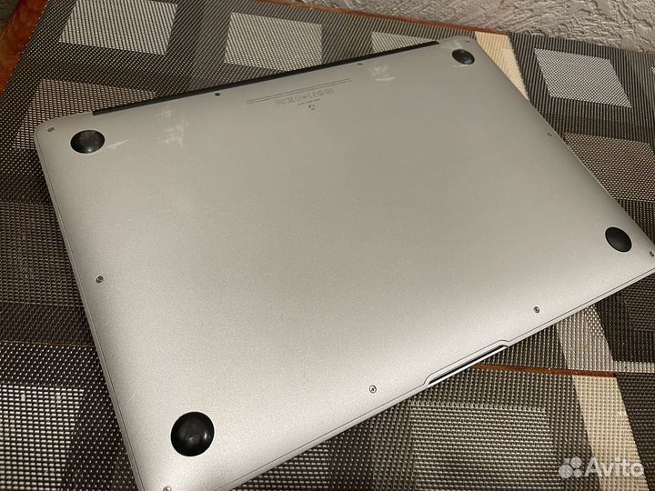 Macbook Air 13 A1369 (2011г)