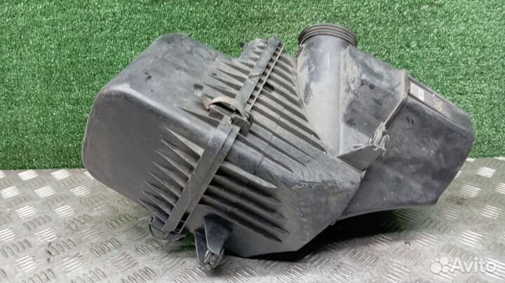 Корпус воздушного фильтра Hyundai Grand Starex