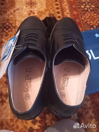 Туфли для мальчика новые
