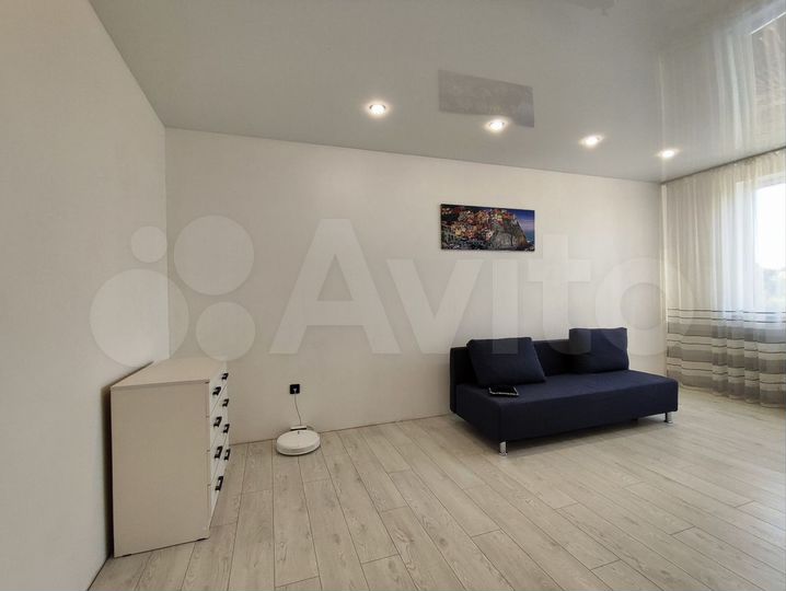 2-к. квартира, 55 м², 4/9 эт.