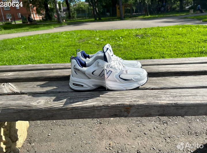 Кроссовки new balance