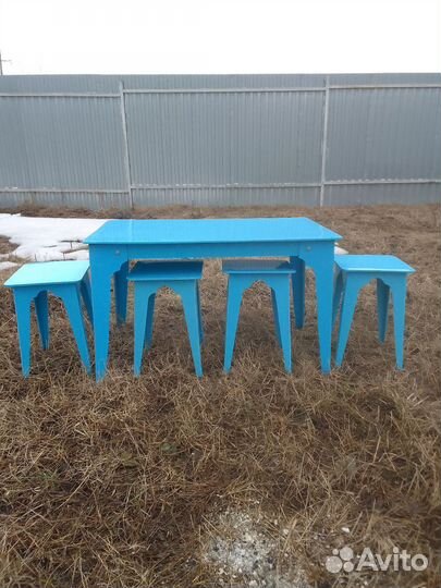 Мебель из пластика