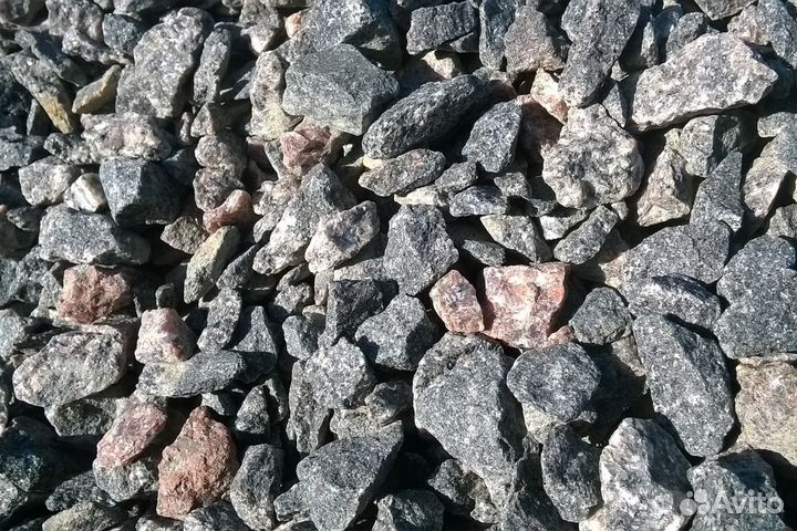 Купить гранитный щебень 20-40 от 5 тонн