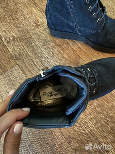 Ботинки женские