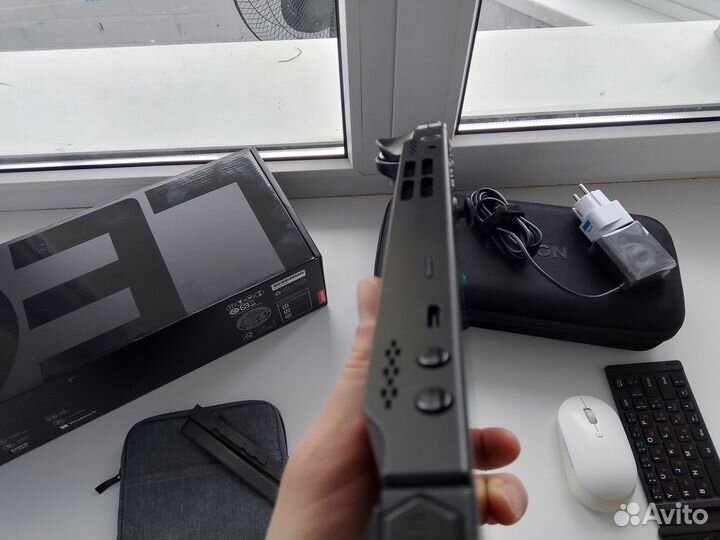 Lenovo legion go 16/512+256gb. Большой комплект