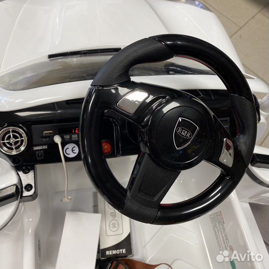 Детский электромобиль