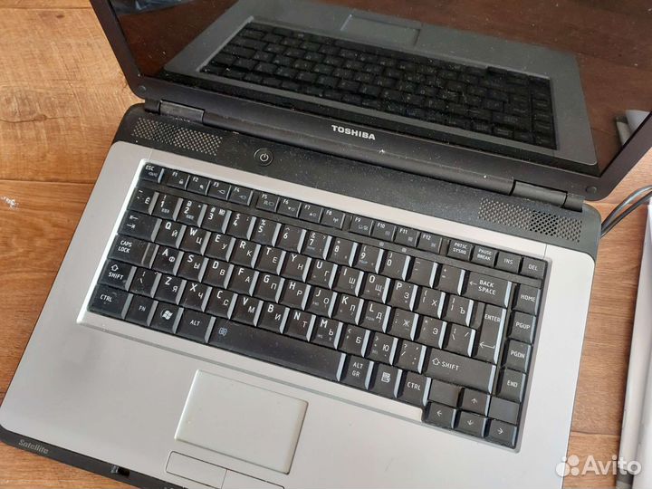 Ноутбук toshiba satellite L300, DVD проигрыватели