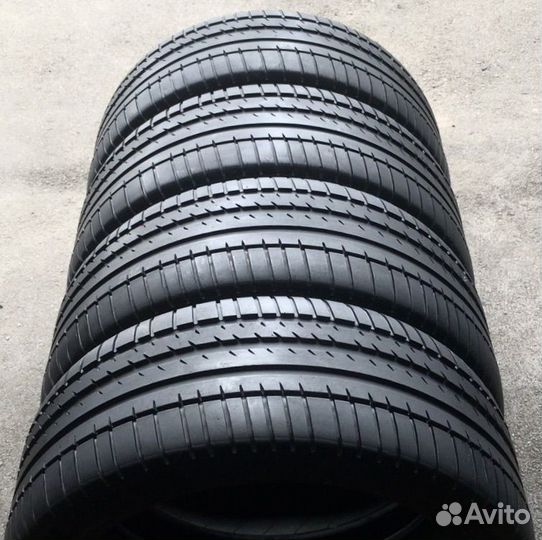 Michelin Pilot Sport 4 SUV 265/40 R21