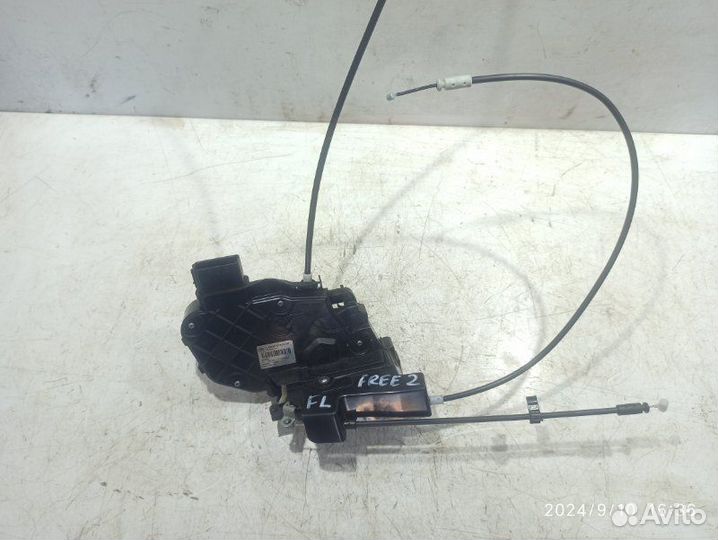 Замок двери левый передний Land Rover Freelander 2