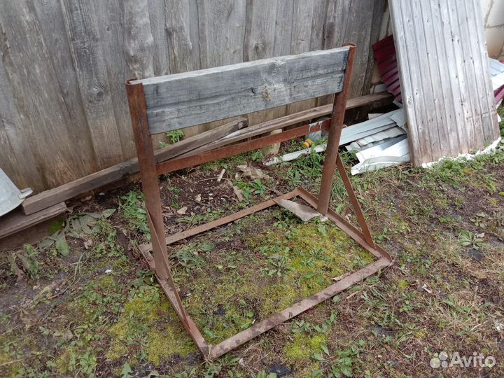 Стойка для лодочных моторов