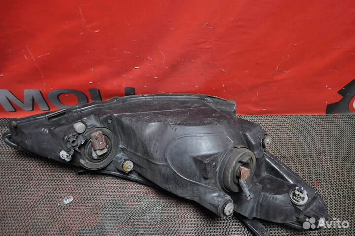 Фара левая toyota estima ACR30