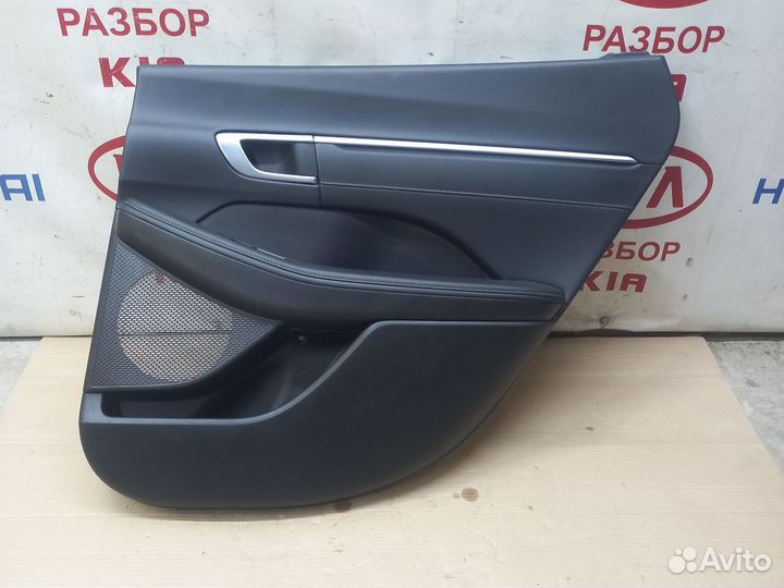 Обшивка задняя правая Hyundai Sonata 8 DN