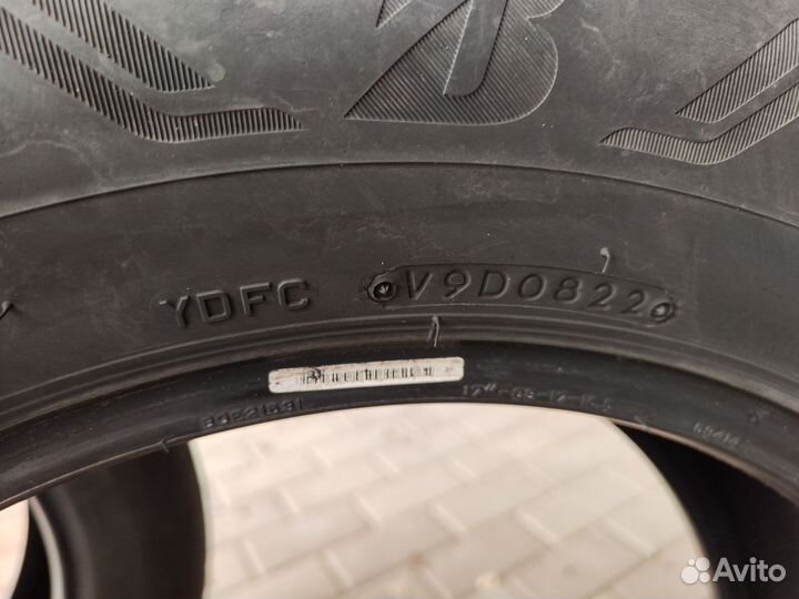 Bridgestone Alenza 001 225/60 R17