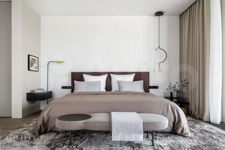 Коттедж 336 м² на участке 10 сот.