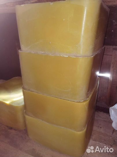 Воск пчелиный