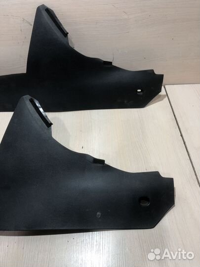 Накладка консоли правая Skoda Octavia A5