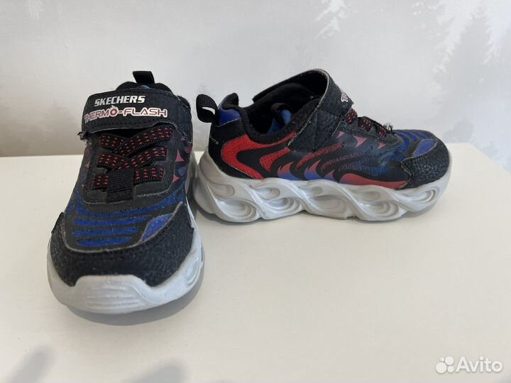 Кроссовки skechers с подсветкой 21 (13,5)