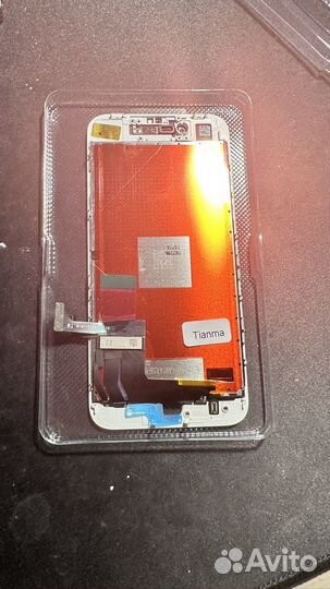 Дисплей iPhone 8 / SE