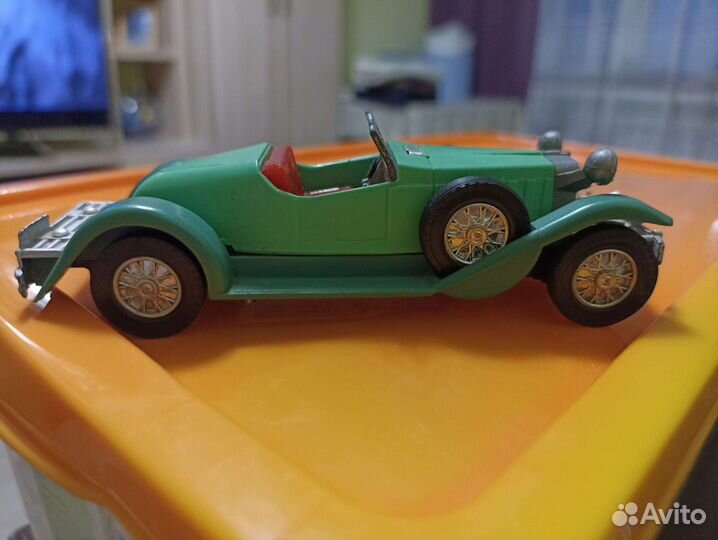 Машинки модельки