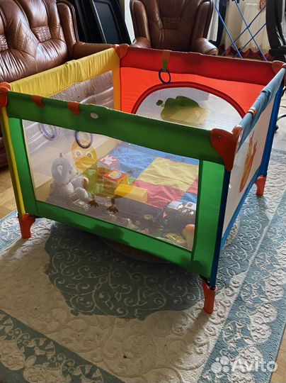 Манеж детский складной