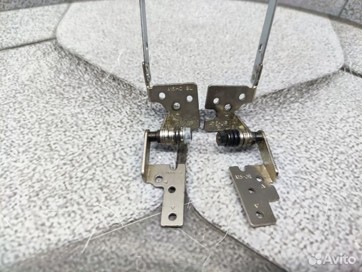 Петли матрицы ноутбука MSI CX640