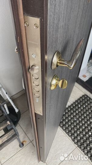 Вскрытие замков дверей замена личинки ремонт