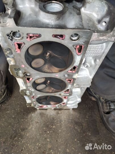 Головка блока цилиндров 3.5 Крайслер Додж