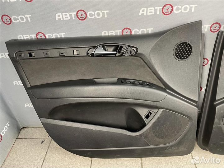 Дверные карты комплект Audi Q7 4L (2007-2010г.в.)