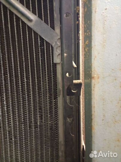 Радиатор системы охлаждения на краз. Новый