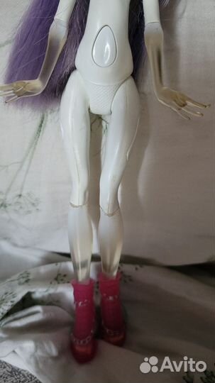 Кукла монстер хай Спектра