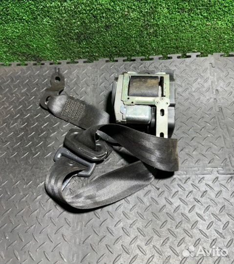 Ремень безопасности передний правый Volkswagen