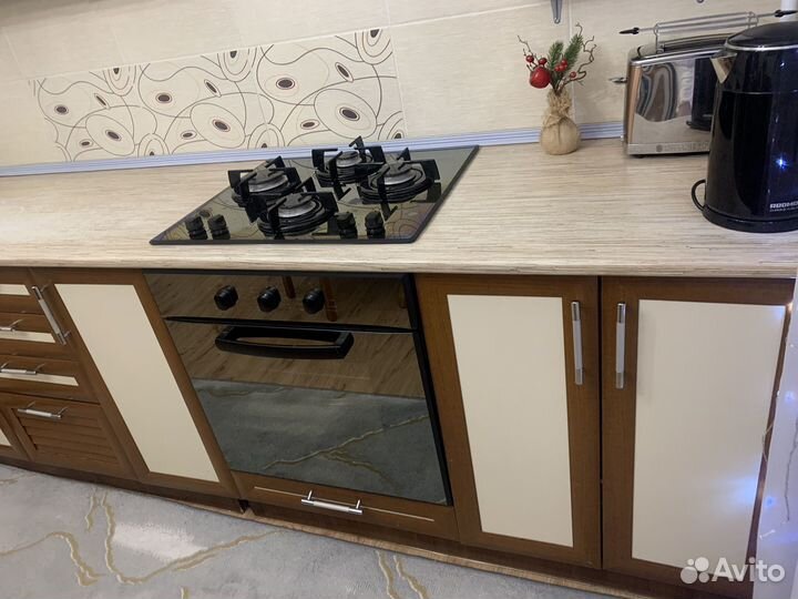 Кухонный гарнитур угловой бу без техники с мойкой