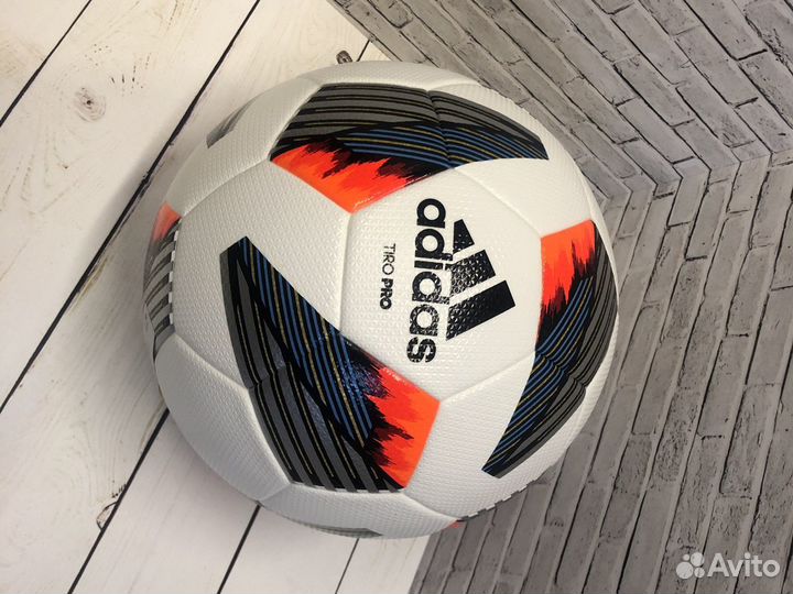Мяч Adidas про FS0373 tiro PRO Размер пять