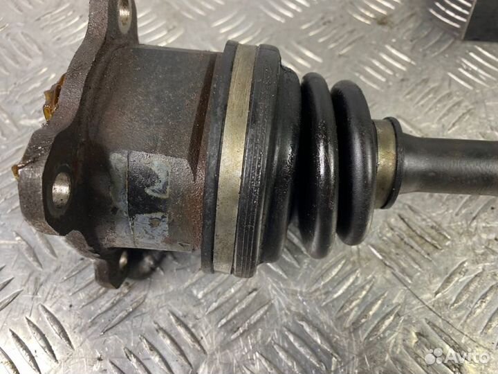 Привод задний левый Toyota Rav4 XA10 1994-2000