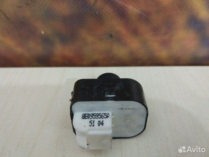 Кнопка регулировки зеркал Audi A4 B7 BGB 2005