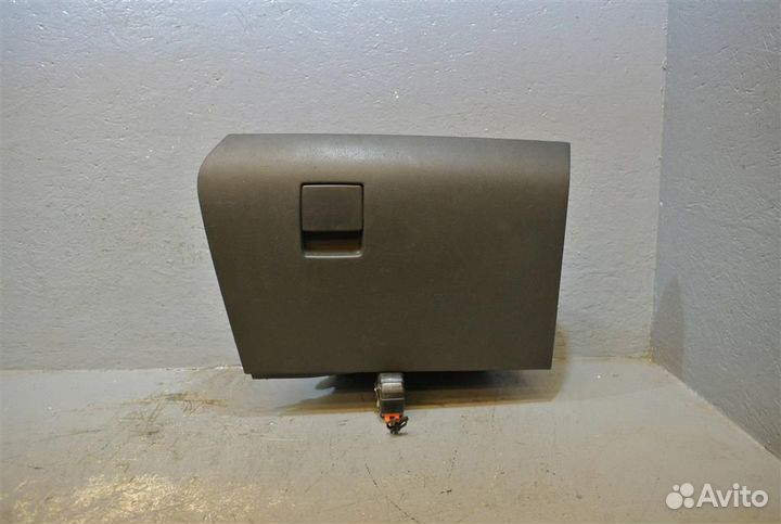 Бардачок Opel Astra H / Family 2004