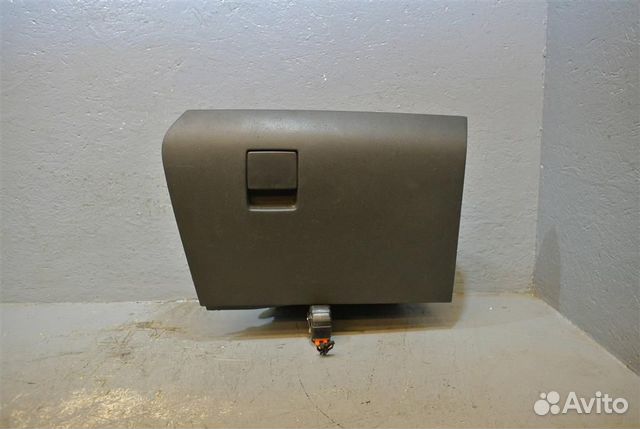 Бардачок Opel Astra H / Family 2004