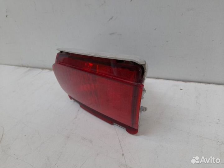 Фонарь противотуманный задний левый Toyota Land