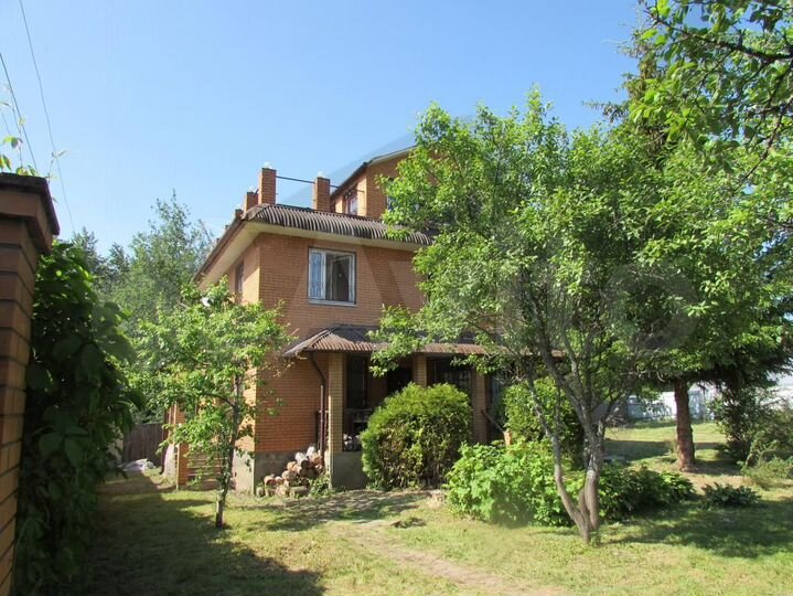 Дом 217 м² на участке 16 сот.